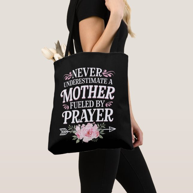 Unterschätzen Sie niemals eine Mutter, die durch G (Von Nahem)