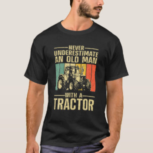 Unterschätzen Sie niemals einen alten Mann mit ein T-Shirt