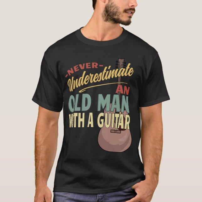 Unterschätzen Sie niemals einen alten Mann mit Git T-Shirt (Vorderseite)