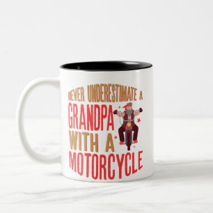 Unterschätzen Sie niemals einen Opa mit einem Moto Zweifarbige Tasse