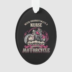 Unterschätzen von Krankenschwestern, die Motorradf Ornament