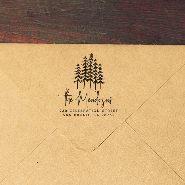 Unterschrift Familienname & Pine Trees Rücksendead Gummistempel (Stamp Mockup)
