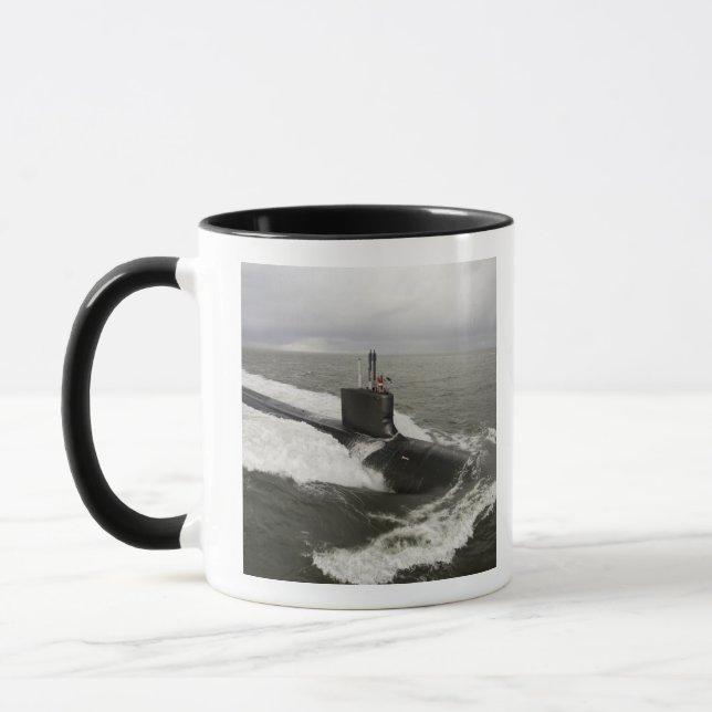 Unterseeboot der Virginia-Klasse Tasse (Links)