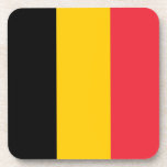 Untersetzer aus hartem Kunststoff mit belgischer F<br><div class="desc">Schützen Sie Ihre Oberflächen stilvoll mit unserem exklusiven harten Kunststoff-Untersetzer unter der Flagge Belgiens! Dieser kunstvolle Untersetzer aus Plastik ist nicht nur ein praktisches Kunststück, sondern auch eine Feier des reichen belgischen Kulturerbes. Das lebendige Design zeigt die berühmte belgische Flagge und macht sie zu einer einzigartigen und sinnvollen Ergänzung Ihrer...</div>