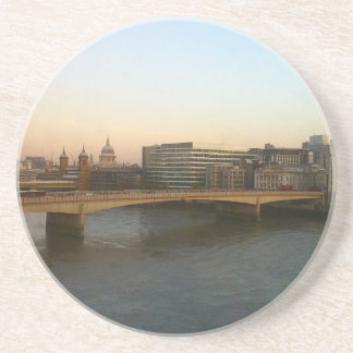 Untersetzer: London-Brücke an der Dämmerung Getränkeuntersetzer