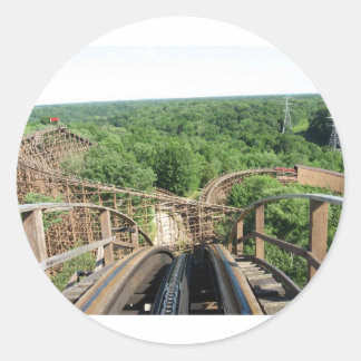 Untersetzer von Besenrollern auf Kings Island Runder Aufkleber