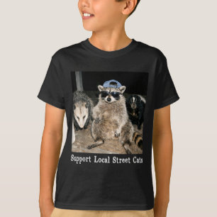 Unterstütze lokale Straßenkatzen lustiger Waschbär T-Shirt