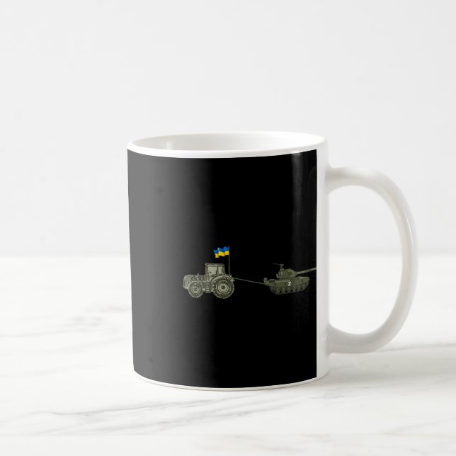 Unterstütze Ukraine Trecker zieht einen Russen  Kaffeetasse (Rechts)