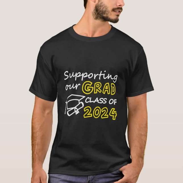 Unterstützung unserer Grand Class of 2024 stolz El T-Shirt (Vorderseite)