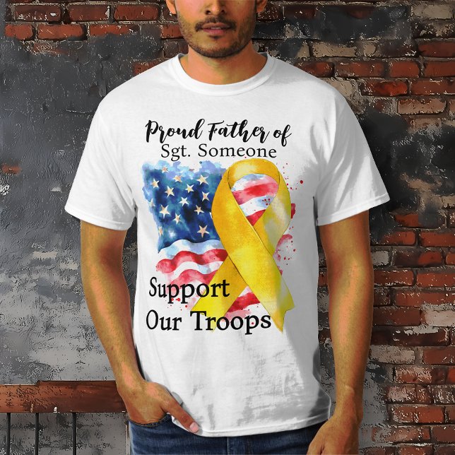 Unterstützung unserer Truppen Gelbes Bewusstsein T-Shirt (Support the Troops.  Proud Father of... Men's T-shirt. US Flag. Yellow awareness ribbon.)