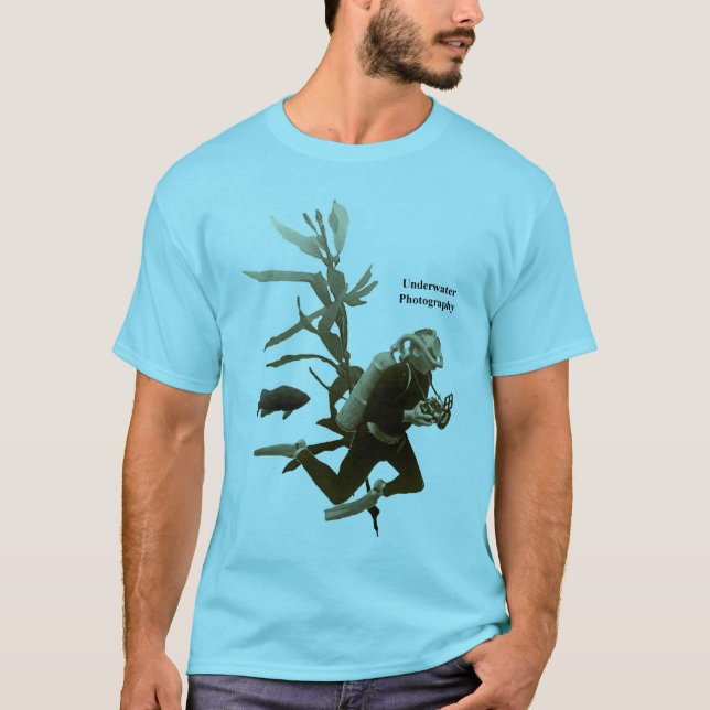 Unterwasserszene mit Vintagem Taucher und Kamera T-Shirt (Vorderseite)