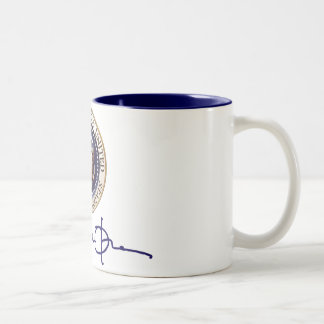 Unterzeichnung Präsidenten-Barack Obama Zweifarbige Tasse