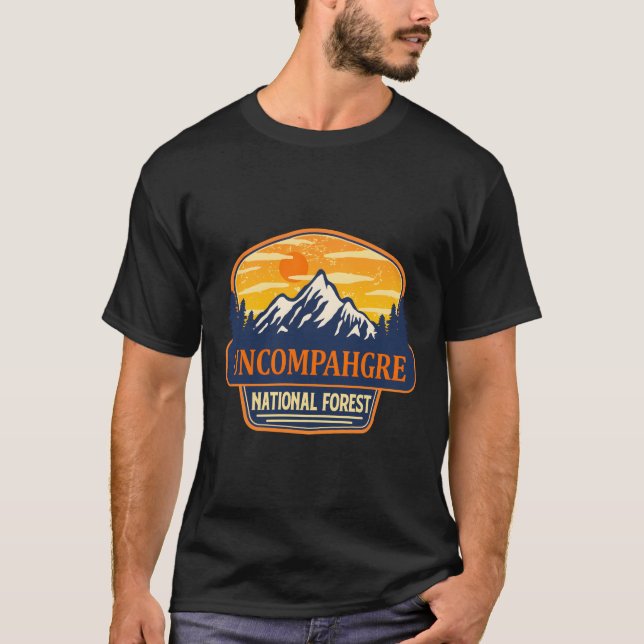 Unvergleichlicher Nationalwald � Geheimnisse der W T-Shirt (Vorderseite)