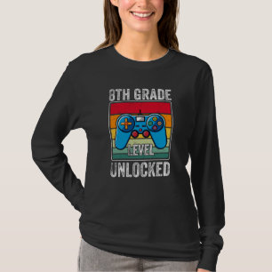 Unverschlossene Kinder der achten Klasse zurück zu T-Shirt