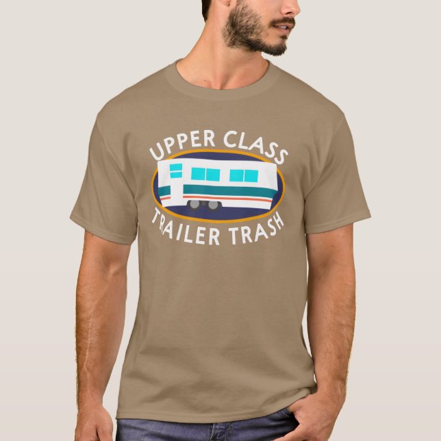 Upper Classrailerrash I Camping-Freunde T-Shirt (Vorderseite)