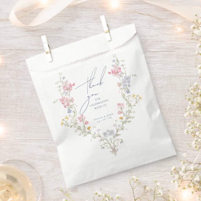 Üppige blaue Boho-Wildblumen elegante Hochzeit Geschenktütchen (Ausgeschnitten)