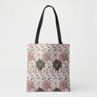 Üppige Blüten in gedämpftem Rosa, Creme & Oliv