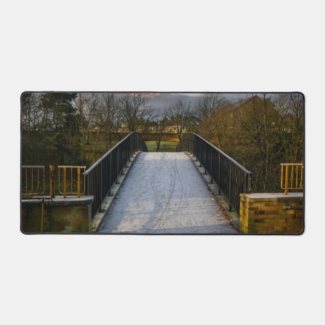 Urban Frosty Footbridge, Bradford Schreibtischunterlage (Vorderseite)