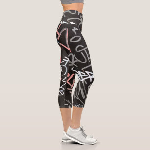 Urban Graffiti Pink, Grau & Schwarz Style Capri Leggings