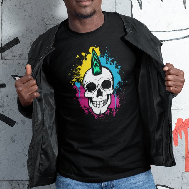 Urban Graffiti Skull mit Mohawk T-Shirt (Von Creator hochgeladen)