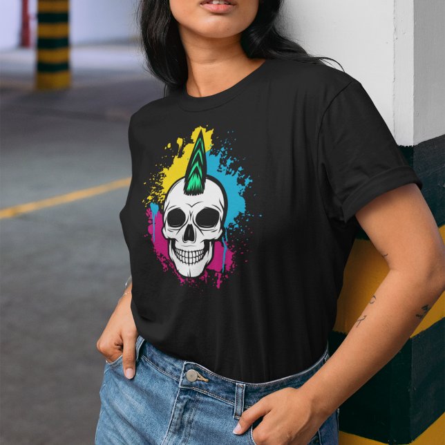 Urban Graffiti Skull mit Mohawk T-Shirt (Von Creator hochgeladen)