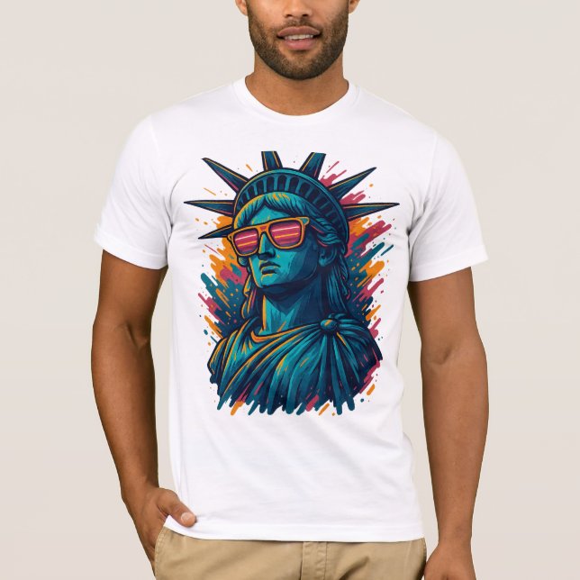 Urban Statue of Liberty Streetwear T - Shirt - NYC (Vorderseite)