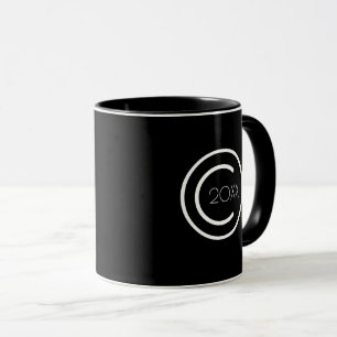 Urheberrecht Modernes typografisches Schwarz und W Tasse