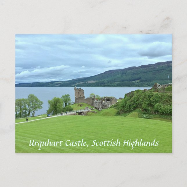 Urquhart Castle mit Blick auf Loch Ness im Hochlan Postkarte (Vorderseite)
