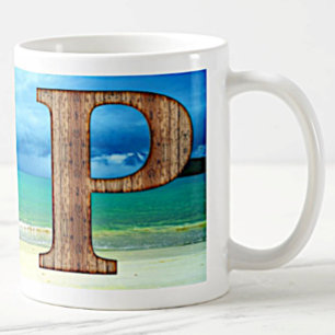 Ursprüngliche Monogram Holzbuchstabe P Beach Ocean Tasse