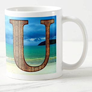 Ursprüngliche Monogram Wooden Letter U Beach Ocean Kaffeetasse