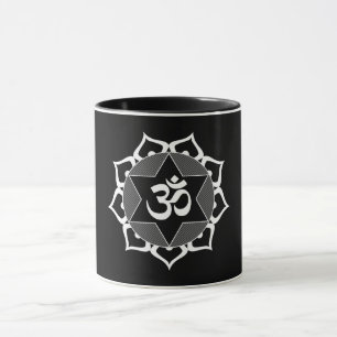 Ursprüngliches weißes Yoga OM-Symbol Tasse