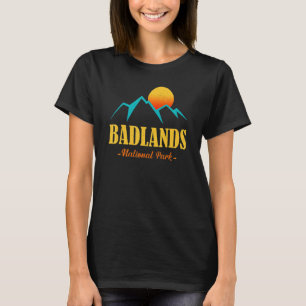 US Adventure Vintag Badlands National Park T-Shirt