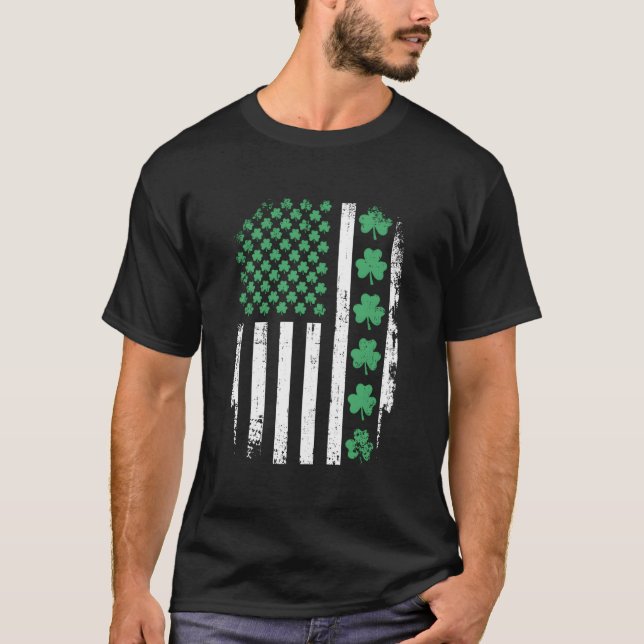 Us American Flag With Shamrocks For St Patricks Da T-Shirt (Vorderseite)