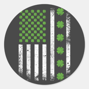 US-amerikanische Flagge mit Kleeblättern Runder Aufkleber