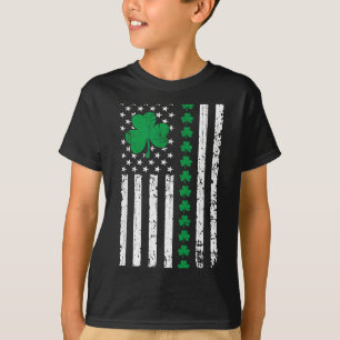 Us-amerikanische Flagge mit Shamrocks für St. Patr T-Shirt