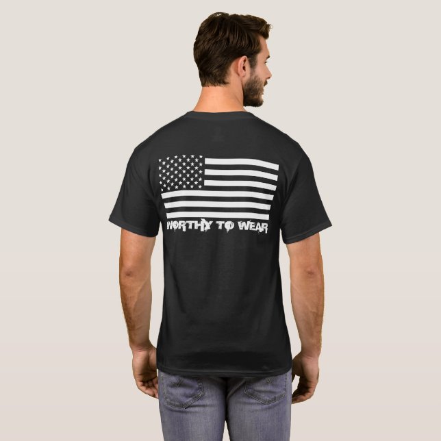 US-Flagge - es lohnt sich zu tragen T-Shirt (Schwarz voll)