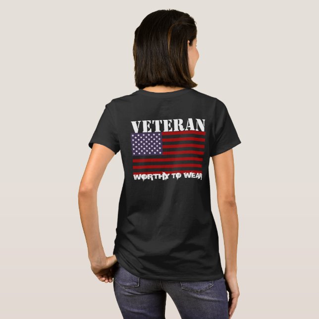 US-Flagge - Veteran - es lohnt sich zu tragen T-Shirt (Schwarz voll)
