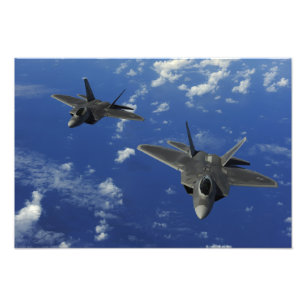 US-Luftwaffe F-22-Vergewaltiger in der Nähe von Gu Fotodruck