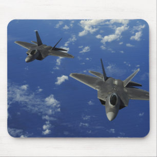 US-Luftwaffe F-22-Vergewaltiger in der Nähe von Gu Mousepad