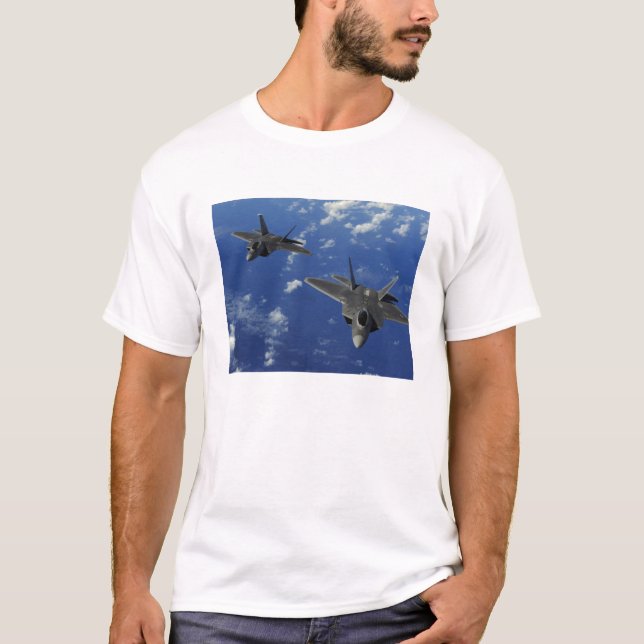 US-Luftwaffe F-22-Vergewaltiger in der Nähe von Gu T-Shirt (Vorderseite)