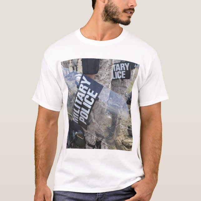 US-Marineinfanteristen und -Matrosen treiben Unruh T-Shirt (Vorderseite)