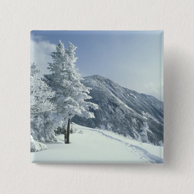 US, NH, Schnee bedeckte Bäume Trails Schneeschuh Button (Vorderseite)