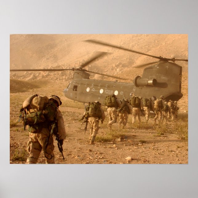 US-Soldaten der 10. Abteilung Bergbau in Afghanist Poster (Vorne)