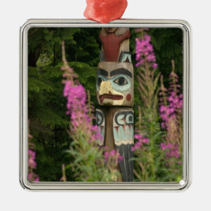 USA, Alaska, Ketchikan, Totem Bight Staat Ornament Aus Metall
