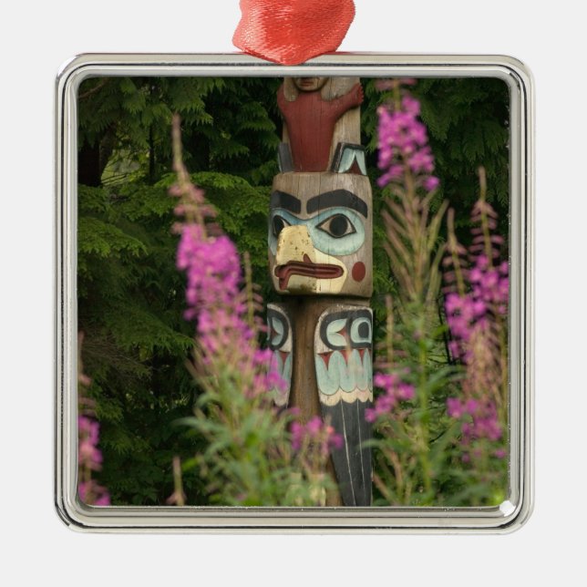 USA, Alaska, Ketchikan, Totem Bight Staat Ornament Aus Metall (Vorne)