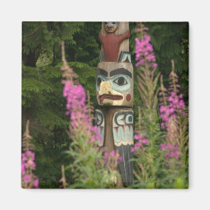 USA, Alaska, Ketchikan, Totem Bight State Magnet