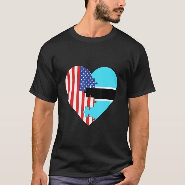 USA and Botswana Flags Heart T-Shirt (Vorderseite)