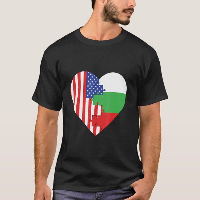 USA and Bulgaria Flags Heart T-Shirt (Vorderseite)