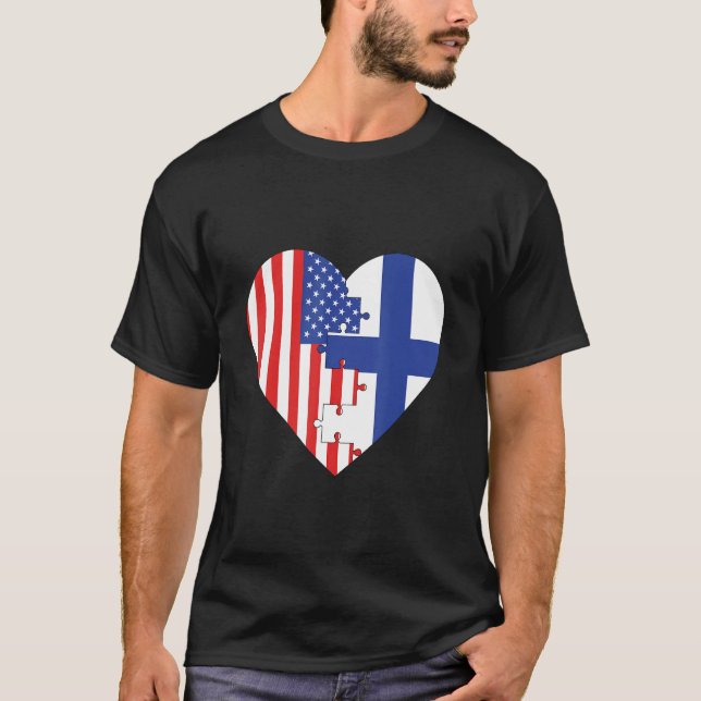 USA and Finland Flags Heart T-Shirt (Vorderseite)