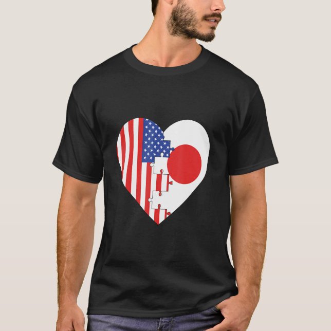 USA and Japan Flags Heart T-Shirt (Vorderseite)